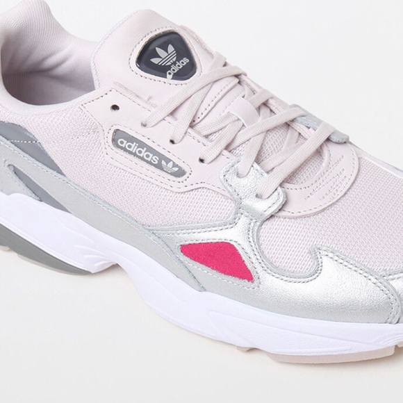 🆕 | 💕 Adidas Falcons - Picture 5 of 14